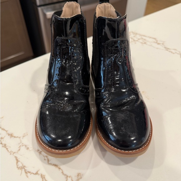 Elephantito Black Patent Leather Kids Chelsea Boots sz 13 - Picture 3 of 10